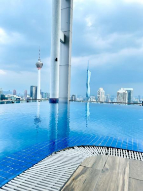 The Colony Stay Well studio with KL View
